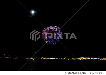 橫須賀煙花節Yokosuka Kaito節〜美國海軍基地的視圖〜2017年8月5日（神奈川縣） 33740399