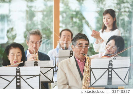 高級音樂圈 33740827