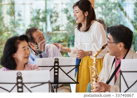 高級音樂圈 33740867