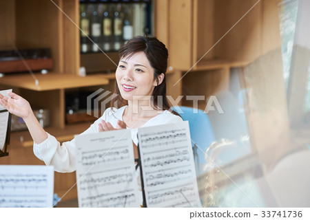 高級音樂圈 33741736