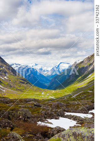Mountains landscape in summer in Norway 33742362