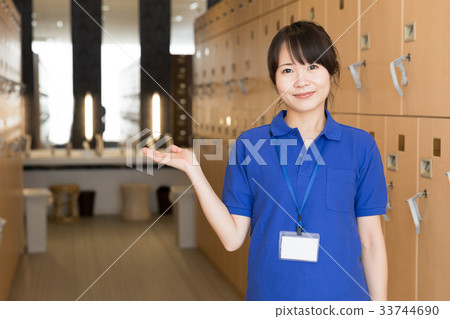 Woman guiding facility 33744690