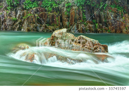Rain Otogawa River tiger rock Rain Otogawa River tiger rock 33745597
