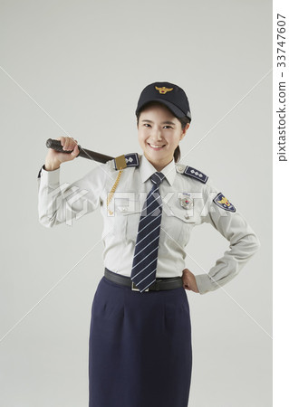 Police officer 33747607