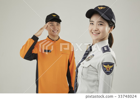 警察，消防員，專業人士 33748024