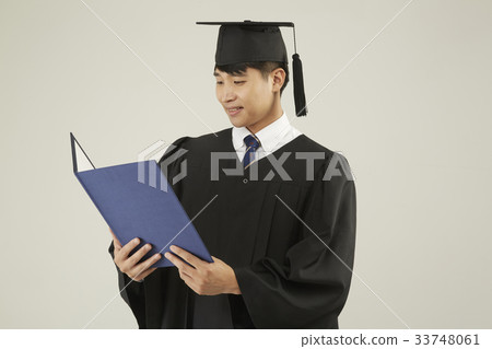 Graduate student, graduation 33748061