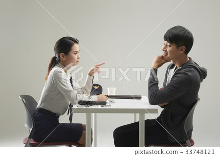 警察，小偷，專業人士 33748121