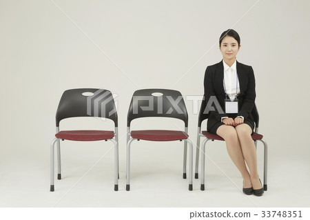Interview, business woman, new employee, job 33748351