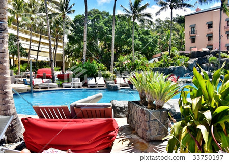 Holidays in Hawaii 33750197