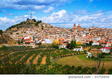 General view of Calaceite. Teruel 33750850