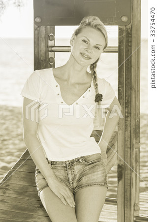 Sport woman Sport woman 33754470