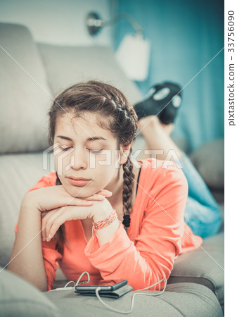 Girl being sad Girl being sad 33756090