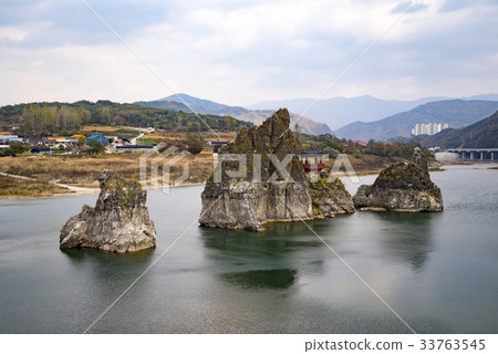 Dodam Sambong, Danyang-gun, Chungbuk 33763545