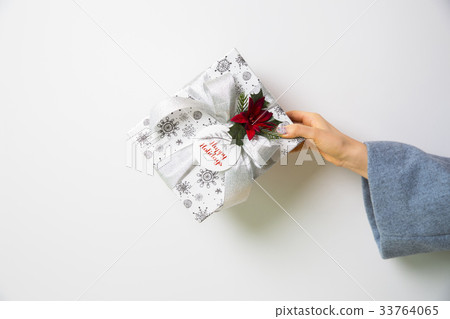 Hand, gift, Christmas 33764065