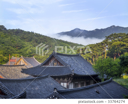 Tongdosa, Youngsan Mountain, Yangsan City, Gyeongnam 33764274
