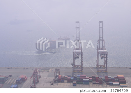 集裝箱船,Shinsa集裝箱碼頭,釜山港,Namgu,釜山 集裝箱船,Shinsa集裝箱碼頭,釜山港,Namgu,釜山 33764709