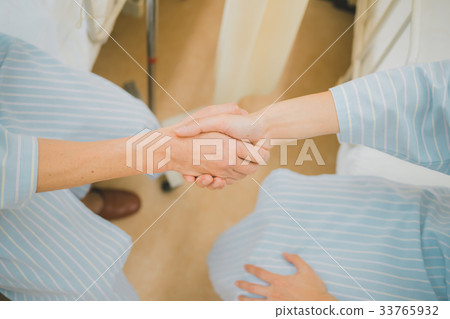 醫院 搖動 握手 33765932