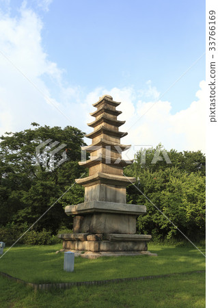 Gaeseong Stone Pagoda (National Treasure No.100), Goryeo Dynasty, National Museum of Korea, Yongsan-gu, Seoul Gaeseong Stone Pagoda (National Treasure No.100), Goryeo Dynasty, National Museum of Korea, Yongsan-gu, Seoul 33766169