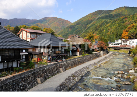 Yuikigawa溫泉在秋天 Yuikigawa溫泉在秋天 33767775