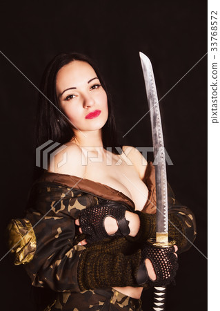 portrait 33768572