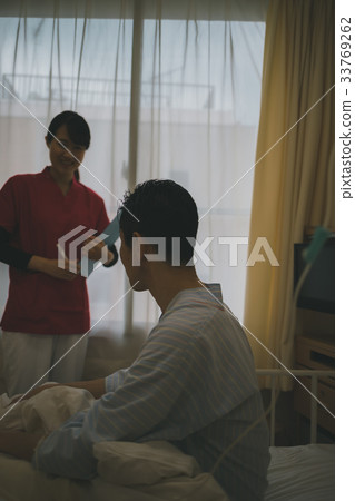 be hospitalized, patient, patients 33769262