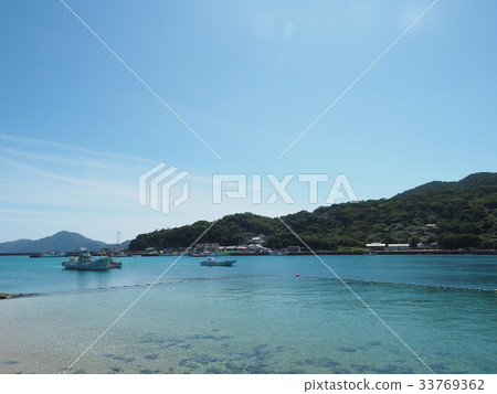 The sea of Kamigoto and Ari-Fukushima 33769362