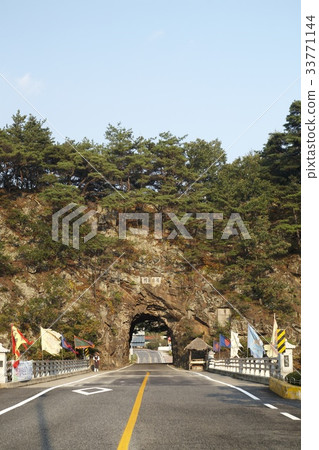 Najeton Gate, Muju-gun, Jeonbuk 33771144