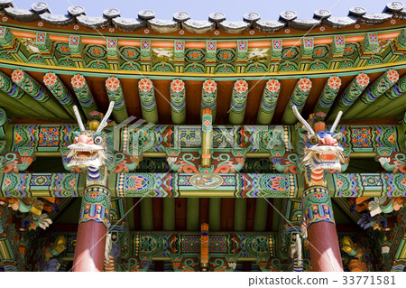 Hong Yeon Moon, Naksansa Temple, Yangyang Gun, Gangwon Province Hong Yeon Moon, Naksansa Temple, Yangyang Gun, Gangwon Province 33771581