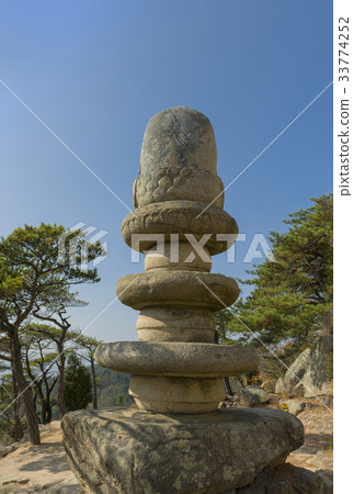 Gyeongju Namsan Dragon Changsha Gokseok Goseongrae (Treasure 187), Namsan, Gyeongju, Gyeongbuk Gyeongju Namsan Dragon Changsha Gokseok Goseongrae (Treasure 187), Namsan, Gyeongju, Gyeongbuk 33774252