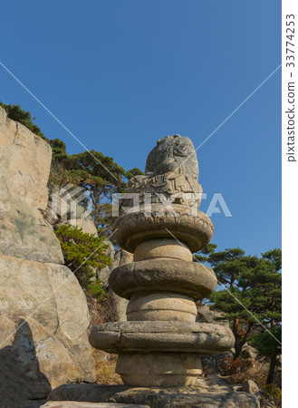 Gyeongju Namsan Dragon Changsha Gokseok Goseongrae (Treasure 187), Namsan, Gyeongju, Gyeongbuk Gyeongju Namsan Dragon Changsha Gokseok Goseongrae (Treasure 187), Namsan, Gyeongju, Gyeongbuk 33774253