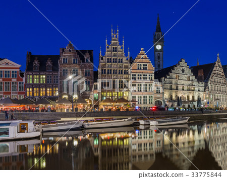 Gent cityscape - Belgium 33775844