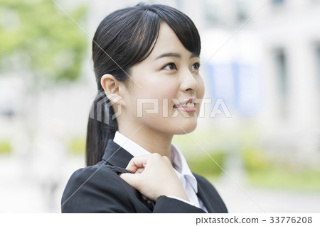 新生婦女 33776208