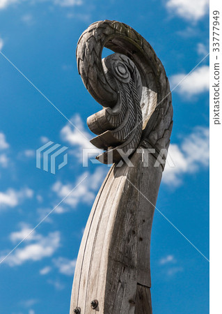 carved bird's head on a boat Viking Drakkar  33777949