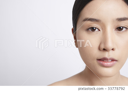 portrait of a beautiful woman with black hair 33778792