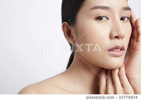 portrait of a beautiful model with a smooth skin portrait of a beautiful model with a smooth skin 33778854