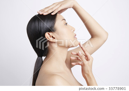 picture of a side view of a beautiful model picture of a side view of a beautiful model 33778901