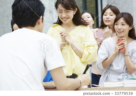 Fan woman getting a sign 33779539
