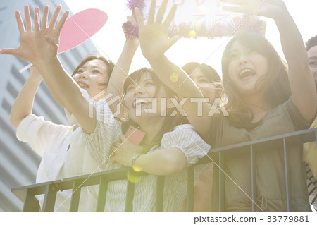 Women participating in the event 33779881