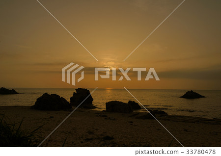 Kamogawa flow evening scenery Kamogawa flow evening scenery 33780478