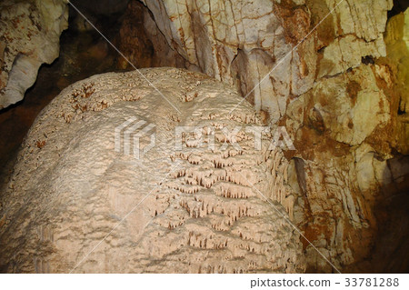 秋吉洞鐘乳石 33781288