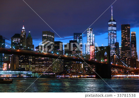 布魯克林大橋和曼哈頓日落視圖 33781538