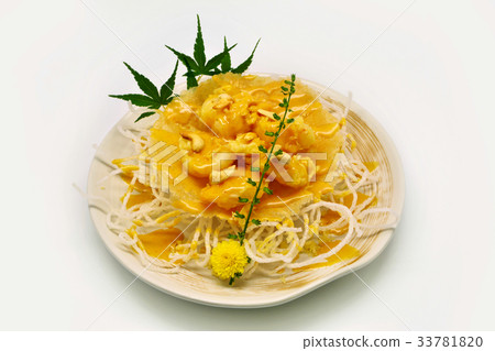 Deep fried shrimp and Deep fried noodle Deep fried shrimp and Deep fried noodle 33781820