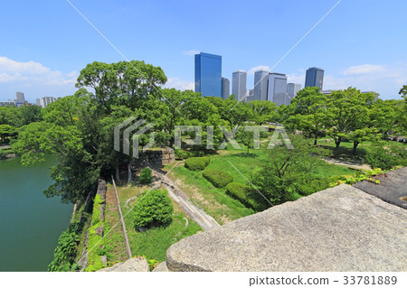 Osaka Castle Park and Osaka Business Park 33781889