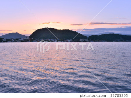 Three ways five lakes Kikukoko-189068 Three ways five lakes Kikukoko-189068 33785295