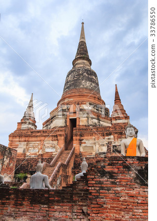 Temple in Thailand 33786550