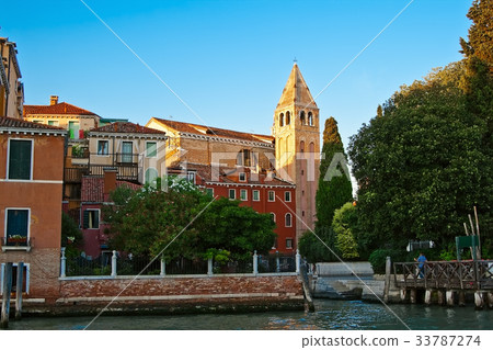 A quiet corner of Venice - Campiello San Vidal A quiet corner of Venice - Campiello San Vidal 33787274