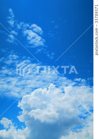  藍天和白色雲彩 33789371