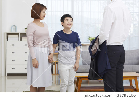 Teacher, elementary school student, mother, education, tutoring, tutor 33792190