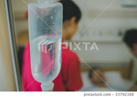 住院 雨滴 船上的醫務室 33792388