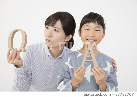 Parent-child Q & A image Parent-child Q & A image 33792707